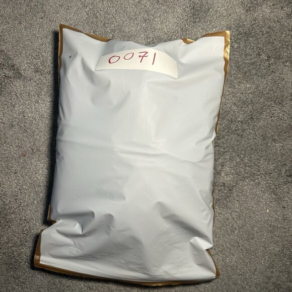 Lululemon Scuba Hoodie Womens Size 8? Black/Gray Yoga Athleisure Casual - Picture 12 of 12